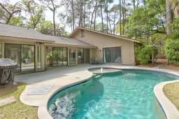 28 Wagon Road | 3 Bdrm Home | Private Pool | Easy Walk to Beach | STR #033534 - Image 3
