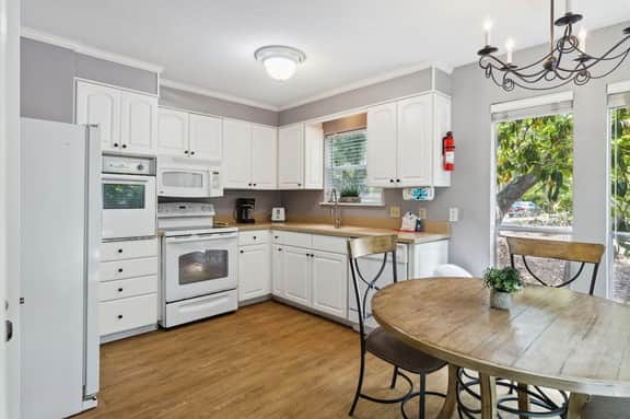 47 S. Beach Ln | 4 Bedroom 5th Row Ocean | Pet Friendly | STR #029802 - Image 3
